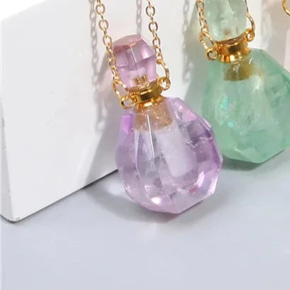 Perfume bottle crystal pendant necklace